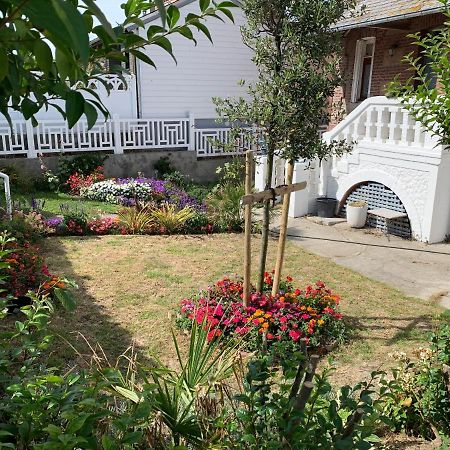 L'Eglantine Bord De Mer เอิลท์ ภายนอก รูปภาพ